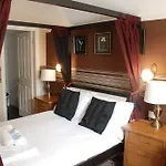 Laurel Tatil Evi *