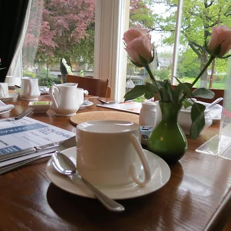 Laurel 4* Windermere